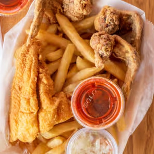 2 Catfish and 3 Wings Combo.